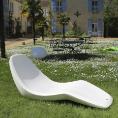 Bain de soleil flottant en polyéthylène Design Lotus